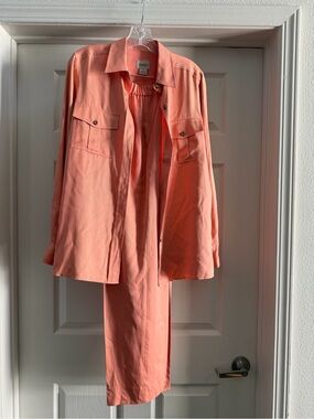 Neiman Marcus 100% Silk Coral Pink Matching Shirt & Pants Set Size Small